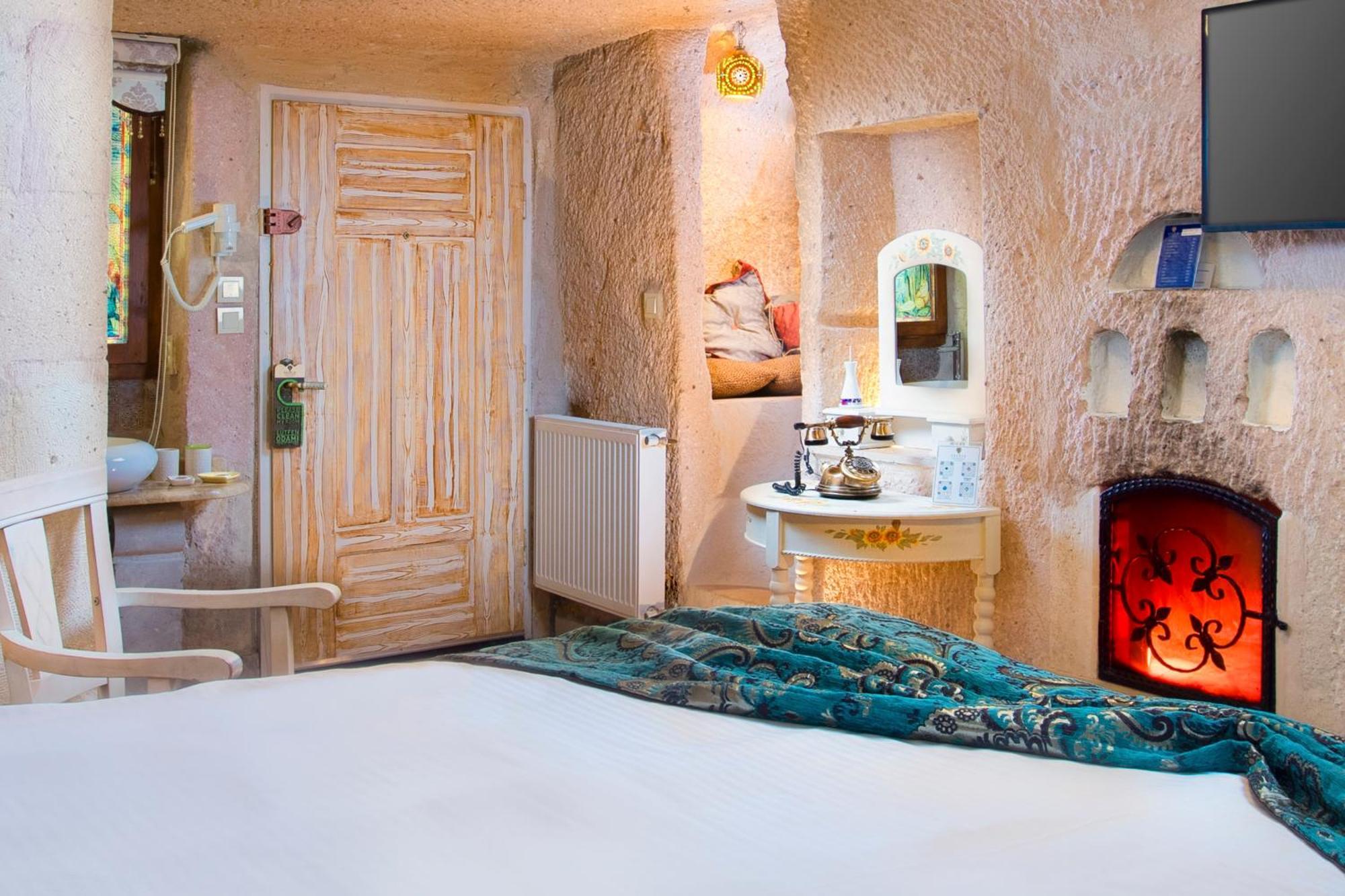 Cappadocia Fairy Chimneys Selfie Cave Hotels - Special Class Uçhisar Extérieur photo